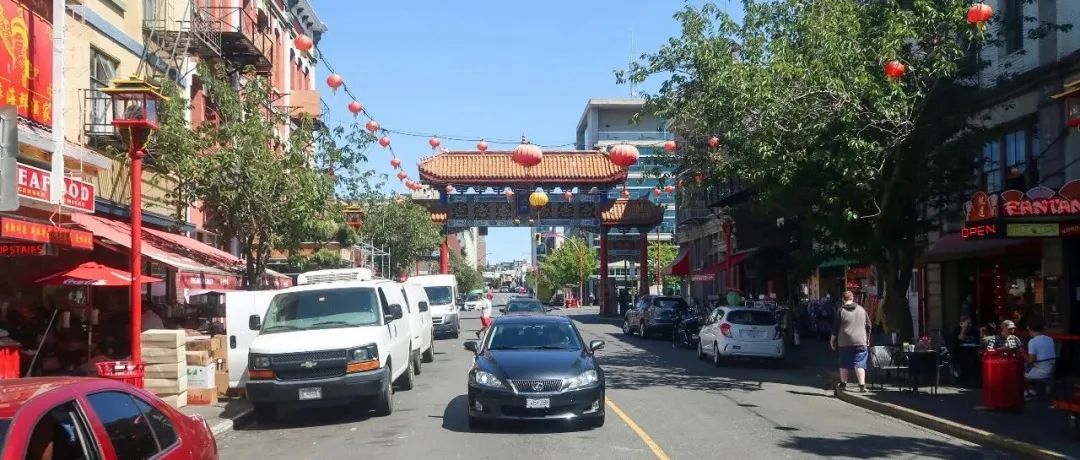 暴增204例!!原来是维多利亚唐人街、和另家养老院出现群体感染?!多名老人因此去世。。