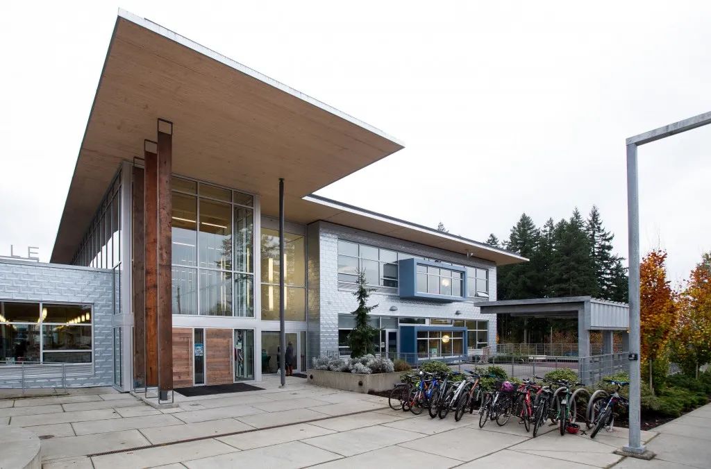 维多利亚 维多利亚