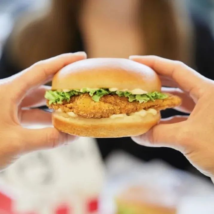 快来！KFC推出植物肉系列！什么？维多利亚Sannich发生肇事逃逸案件！