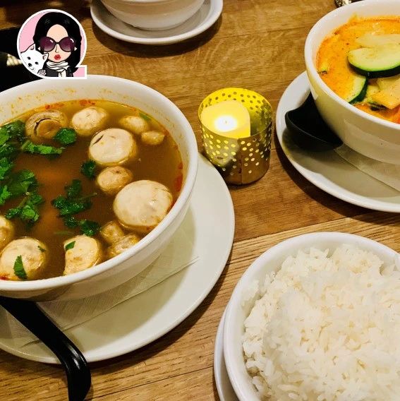 探店 | 维多利亚哪家泰餐好?推荐Baan Thai Wok and Bar,酸香浓郁超满足!